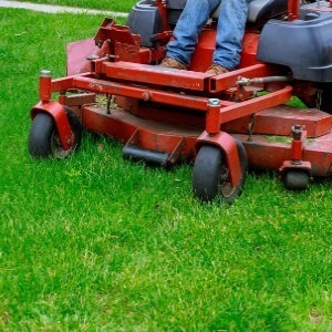 Professional Residential Lawn Mowing Service in Orlando, FL